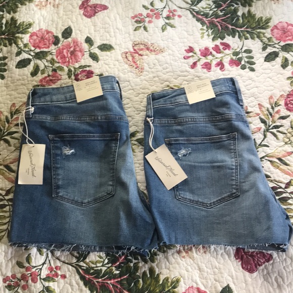 Final Price ❗️Universal Thread High Rise Distressed Shorts - Picture 2 of 5